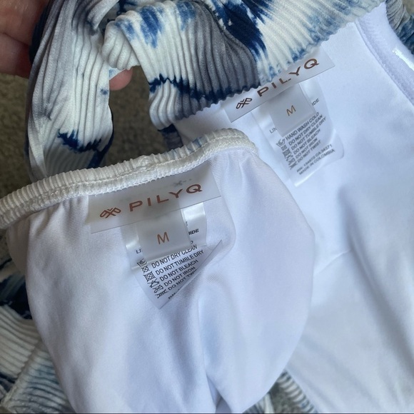 PilyQ Castaway Goddess Tie Dye Bandeau Bikini EUC - Picture 6 of 10